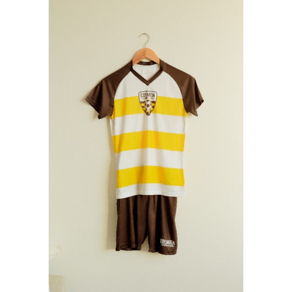 Uniforme Colmeia Futebol Clube 2 Tamanho 10-c4bf2e2a-9a27-4633-8f5f-87b845143a91